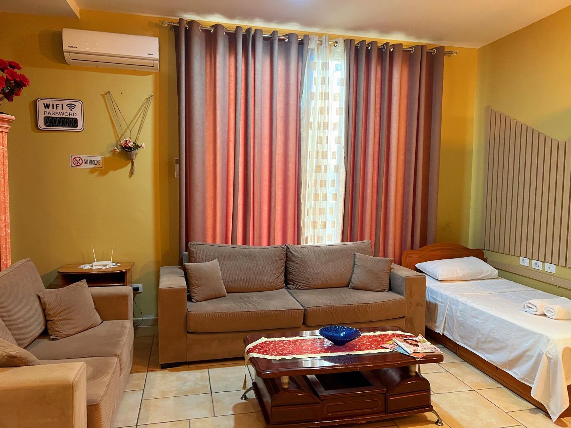 Jessie'S Apartments Драч Екстериор снимка
